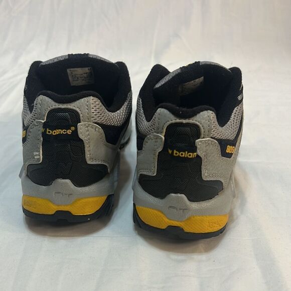 New Balance‎ All Terrain Trail Running Shoes 809 M809AT Men's Gray Yellow Size 5 - Picture 7 of 11